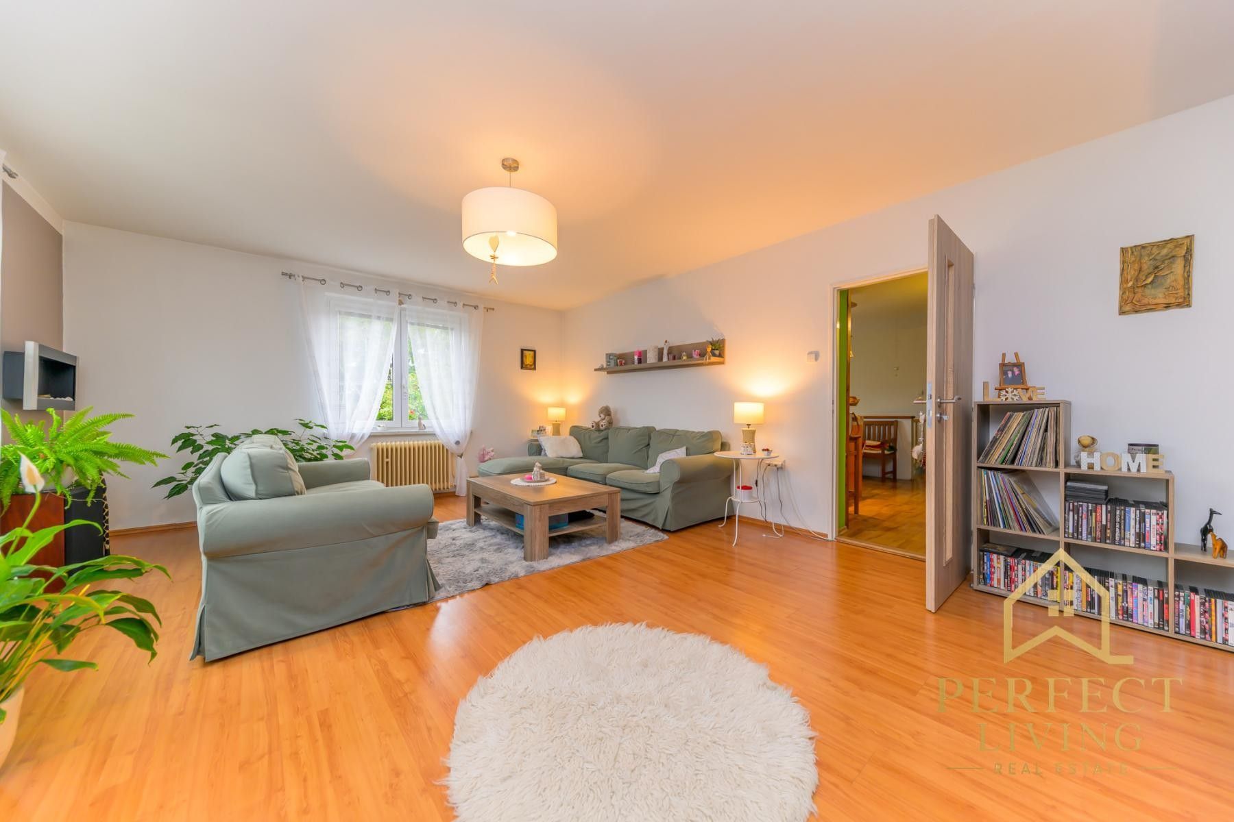 Prodej dům - Josefa Lady, Úvaly, 254 m²