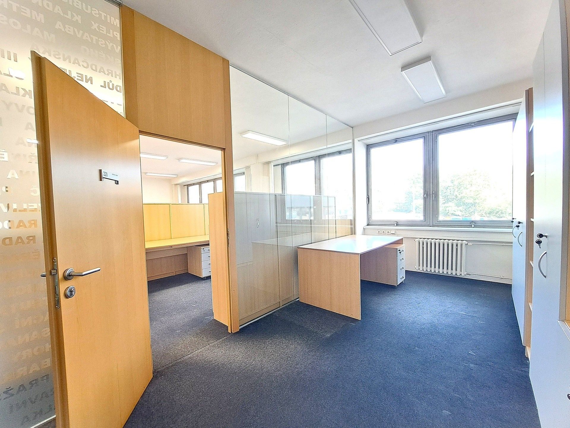 Kancelář · 321 m² · Plzeňská, Praha - 4