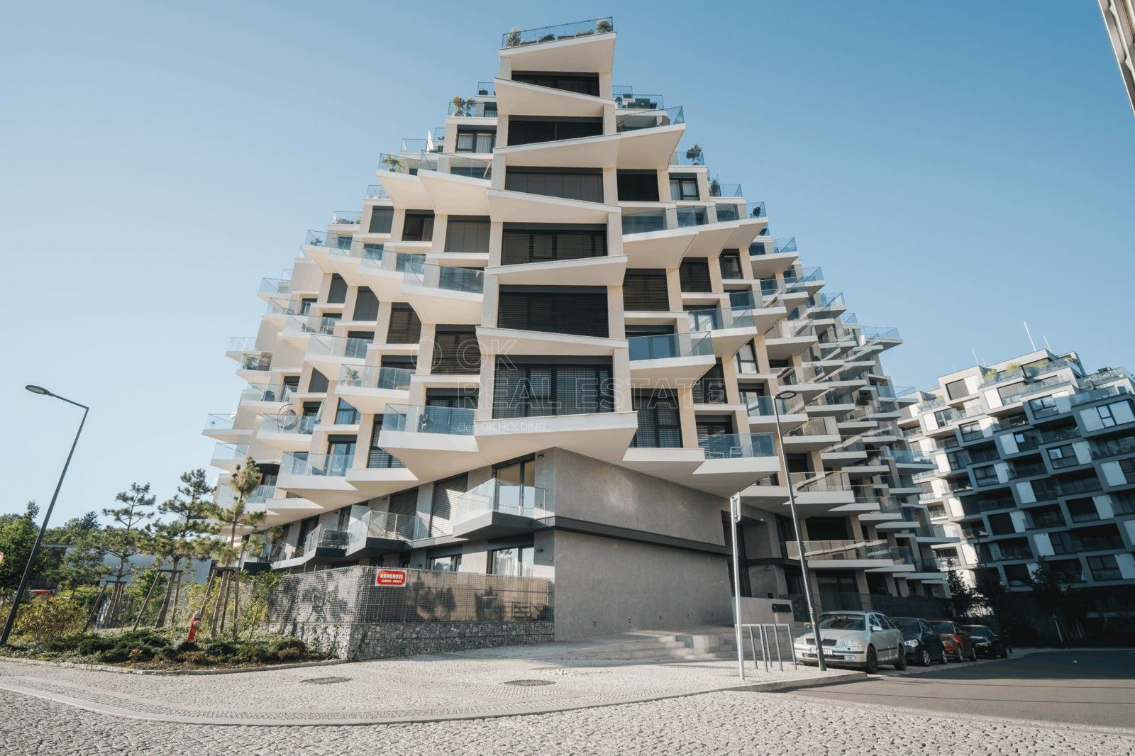 1+kk, Ramonova, Praha, 42 m² - 1