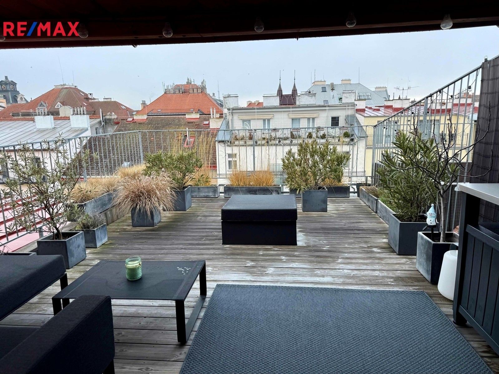 Pronájem byt 2+kk - Šmeralova, Praha, 71 m²