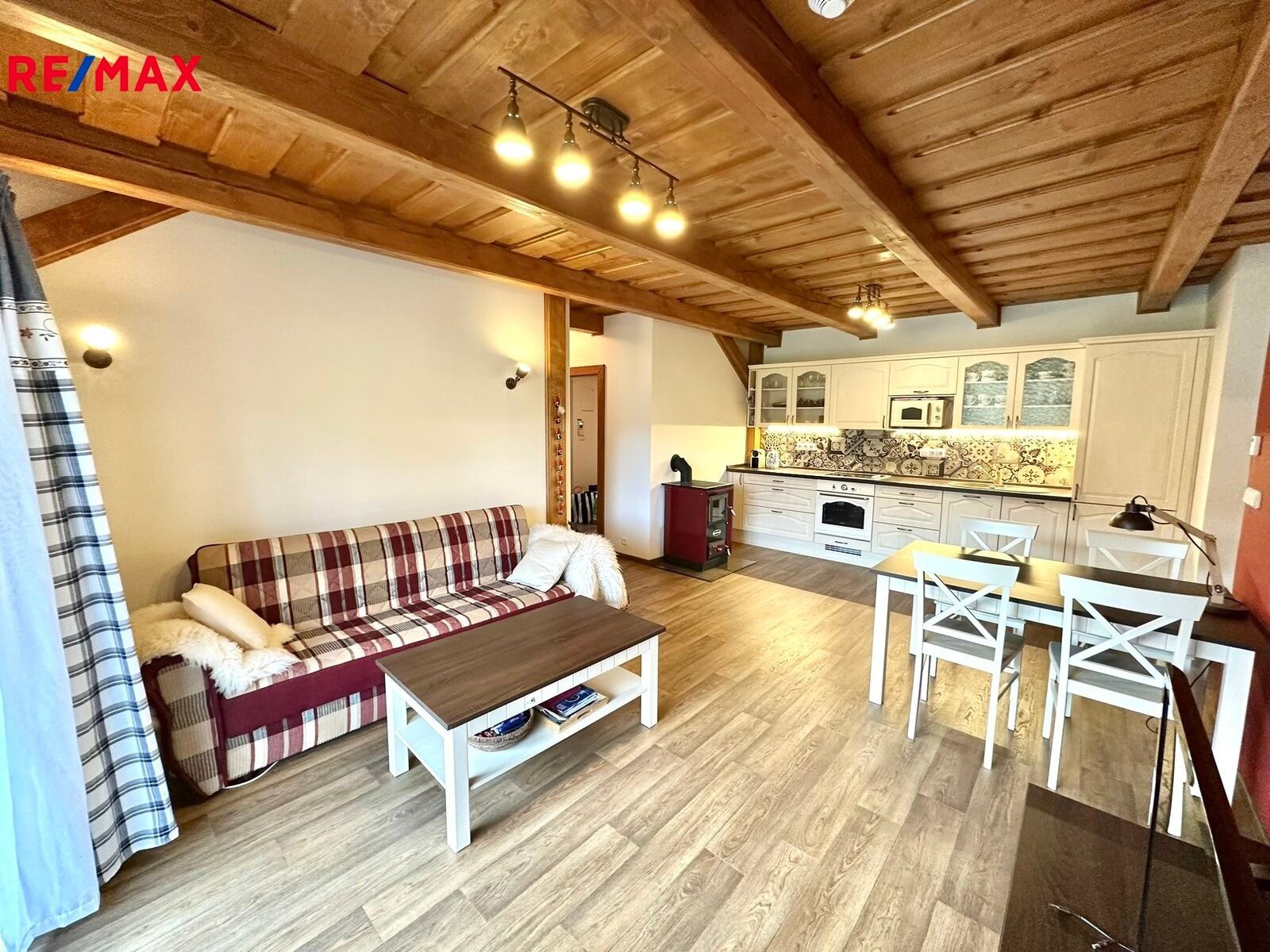 3+kk, Velké Karlovice, 58 m²