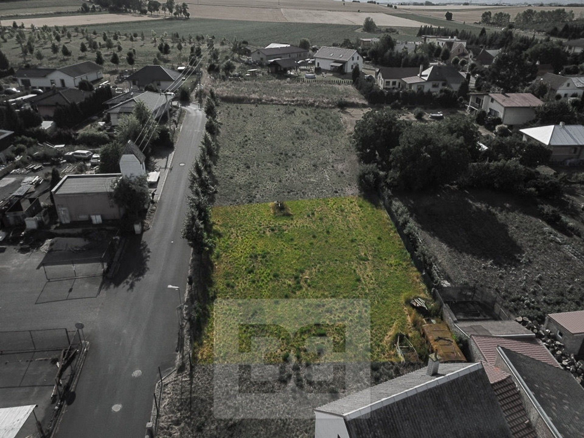 Prodej pozemek pro bydlení - Pod Bulfem, Hrobce