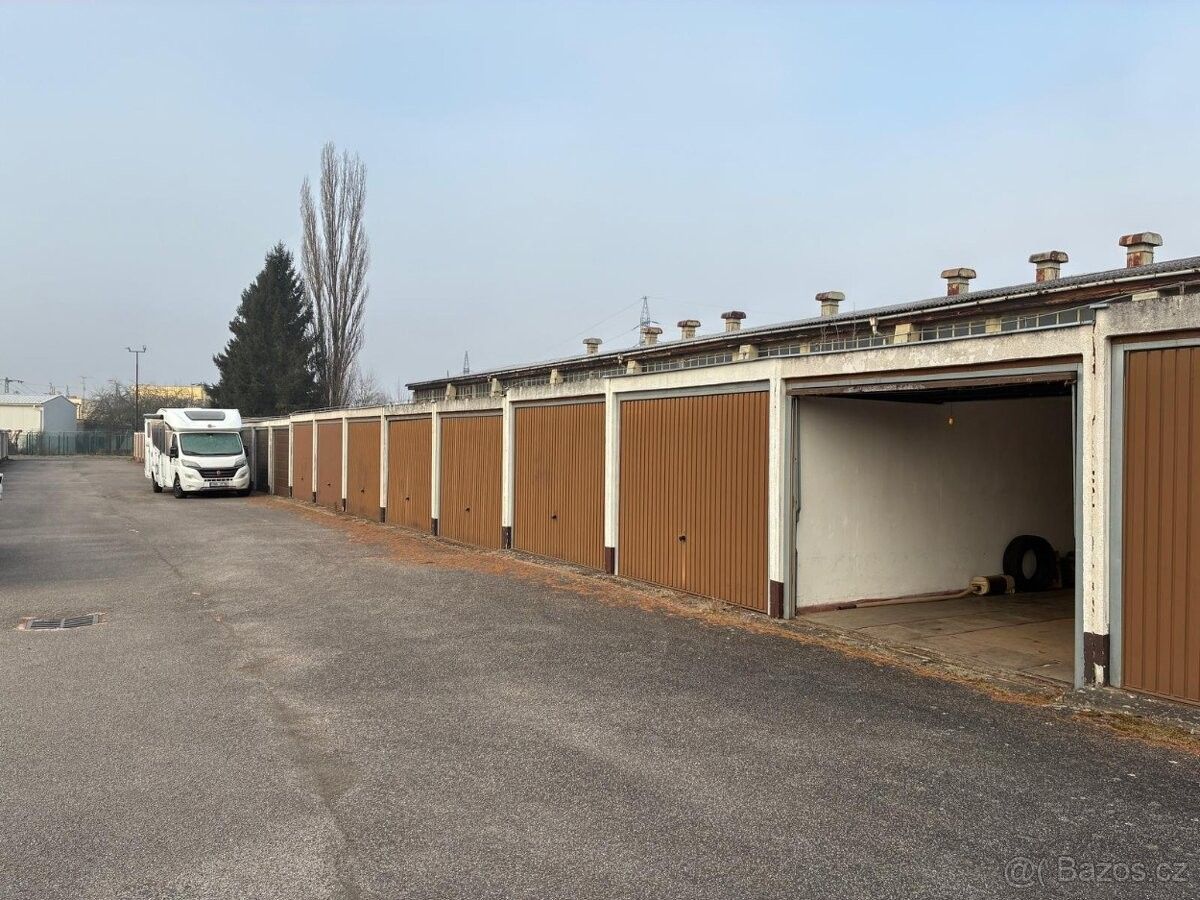 Pronájem garáž - Dobruška, 518 01