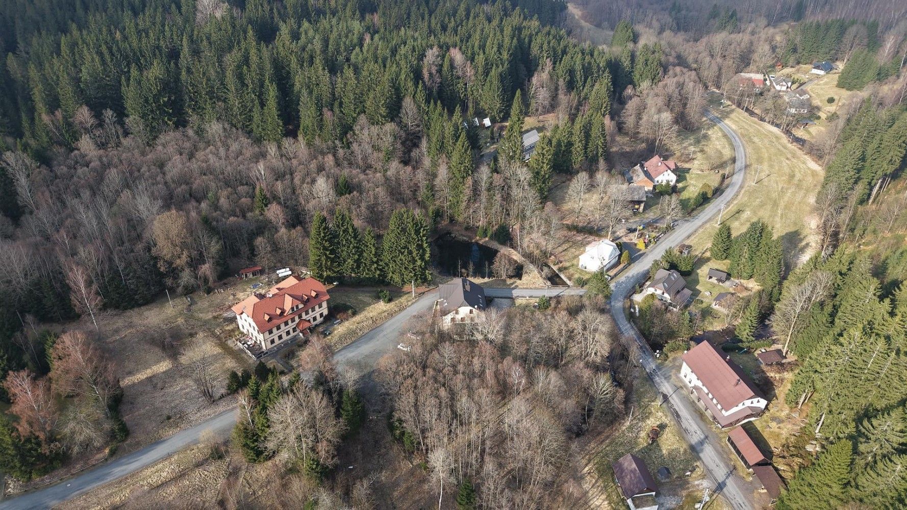 Pozemek pro bydlení, 1 000 m²