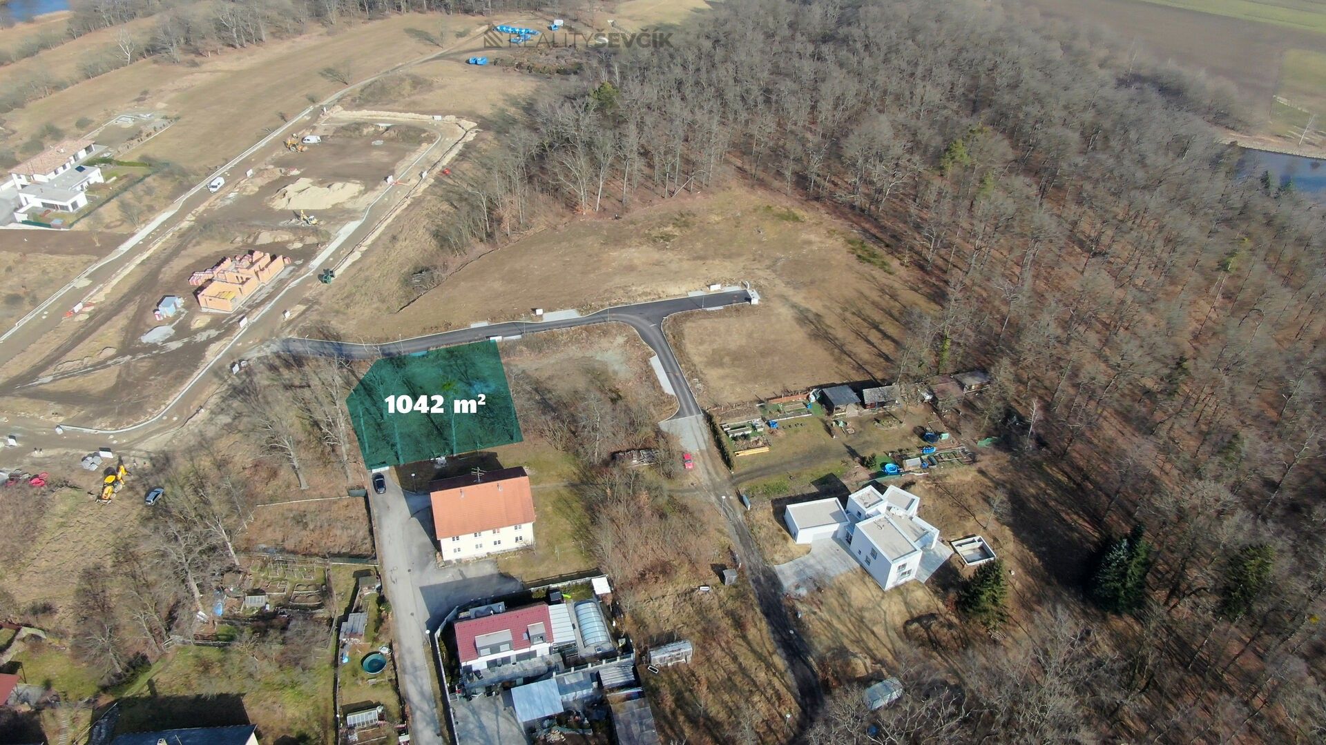 Pozemek pro bydlení · 1 042 m² · Lesní, Hluboká nad Vltavou - 4