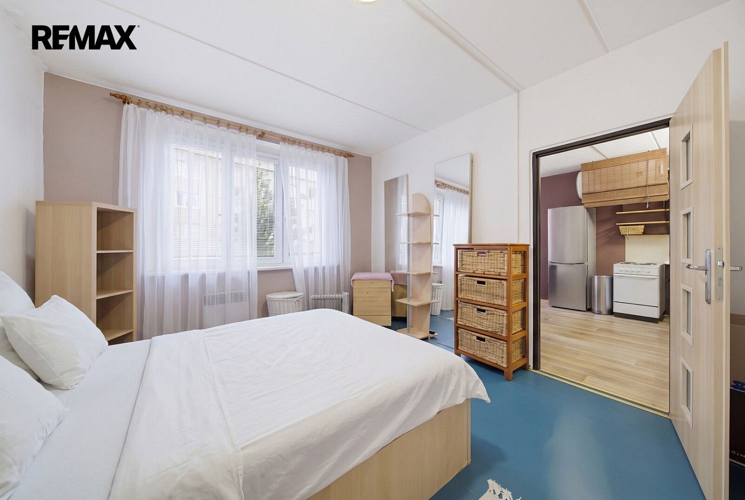 1+1, Karlovy Vary - Dvory, Karlovarský kraj, 33 m² - 2