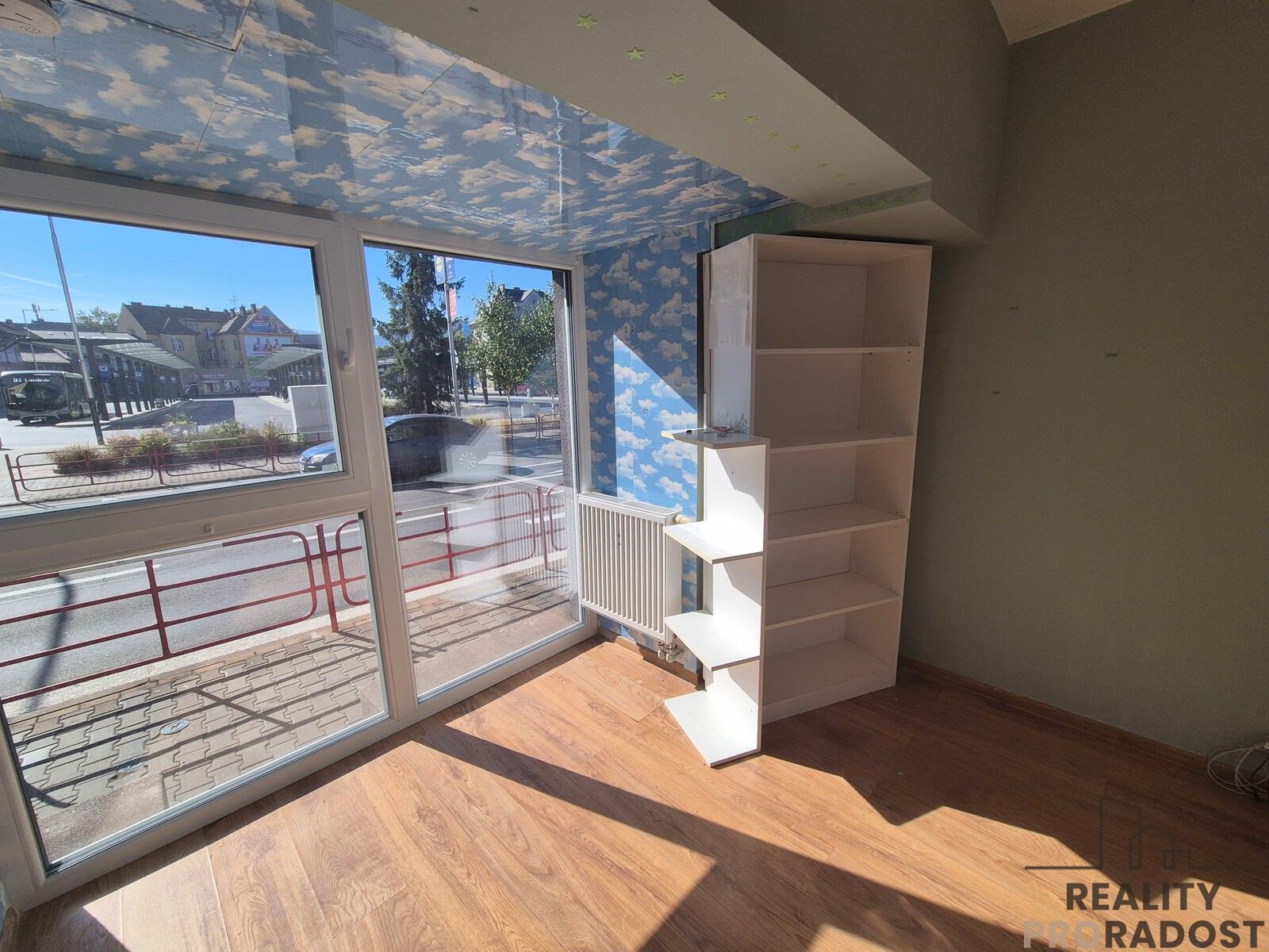 Obchodní prostory, 1. máje, Třinec Staré Město, 18 m² - 1
