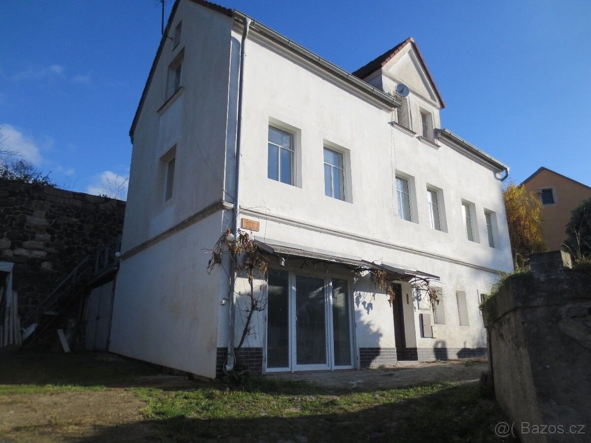 Rodinné domy, Ústí nad Labem, 400 01