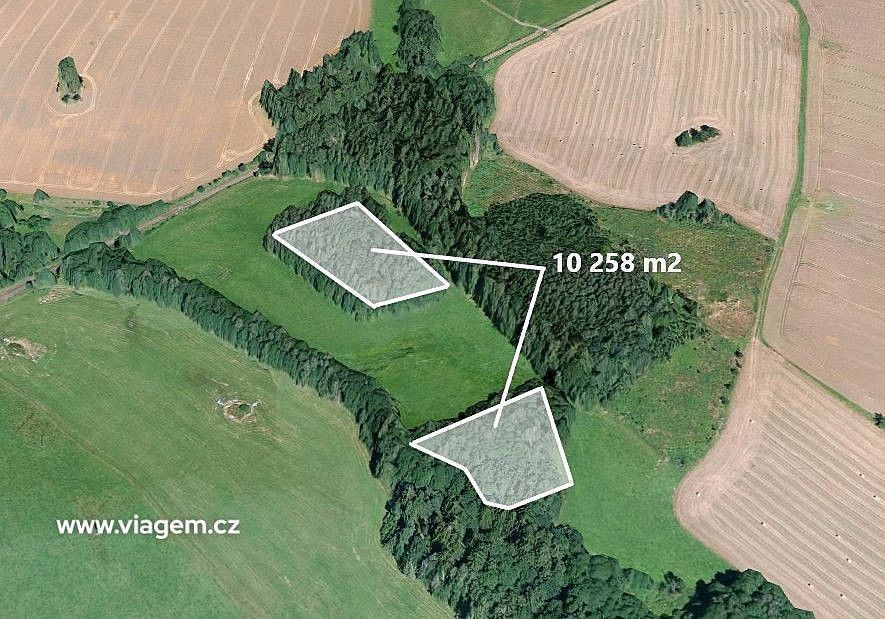 Les, 2 849 m²