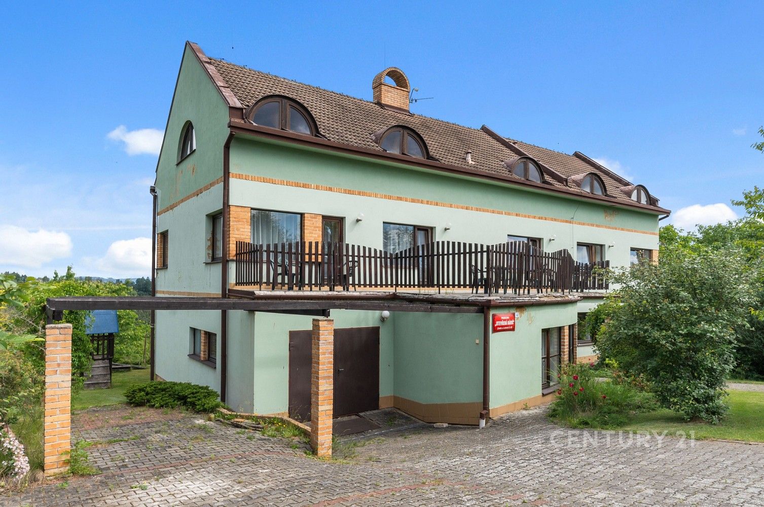 Ubytovací zařízení, 457 m²