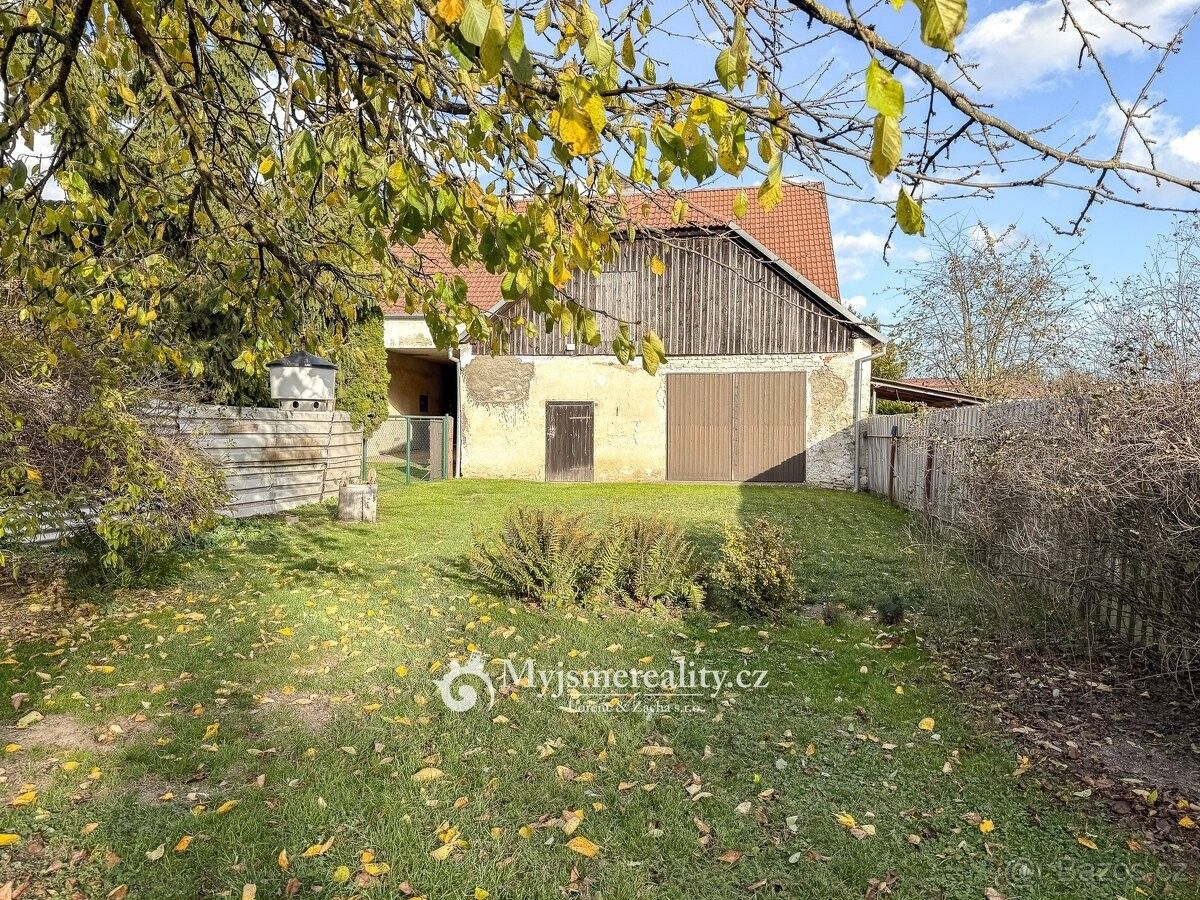 Rodinné domy, Šafov, 671 06 - 2