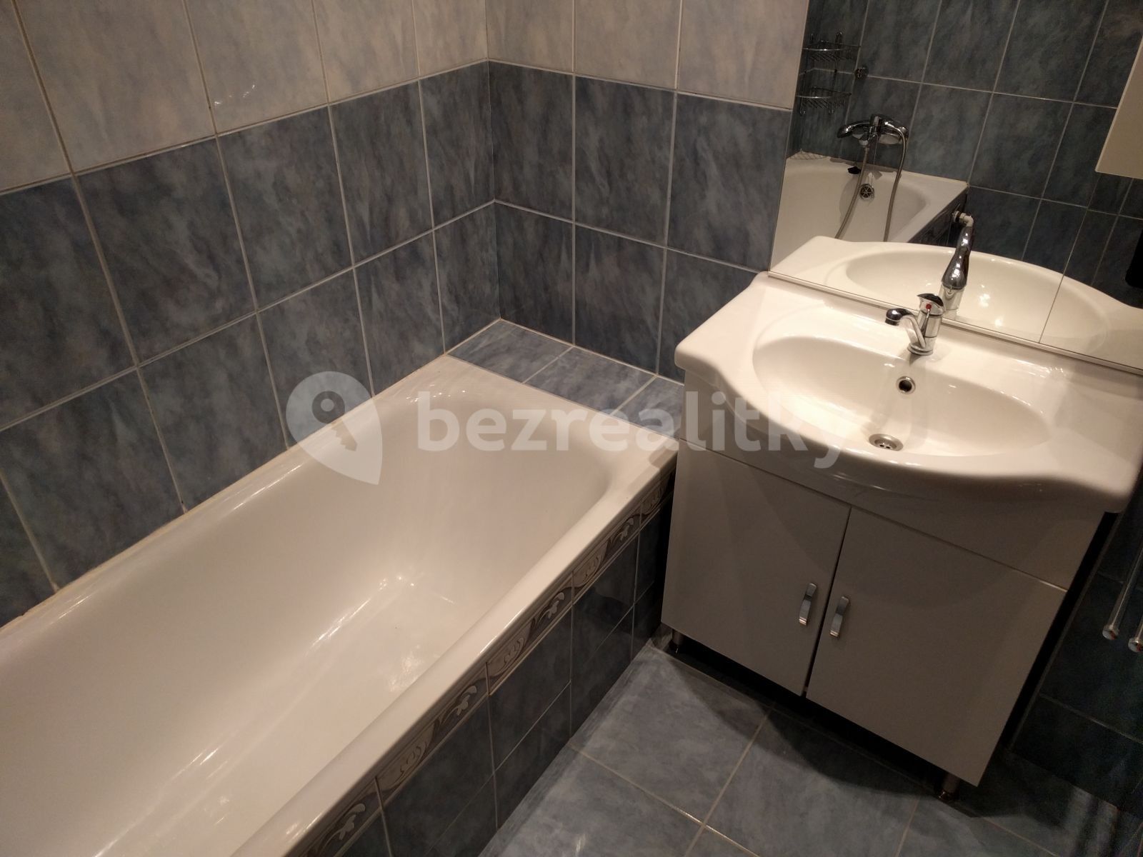 Pronájem byt 2+kk - Dolní, Praha - Nusle, 49 m² - 5