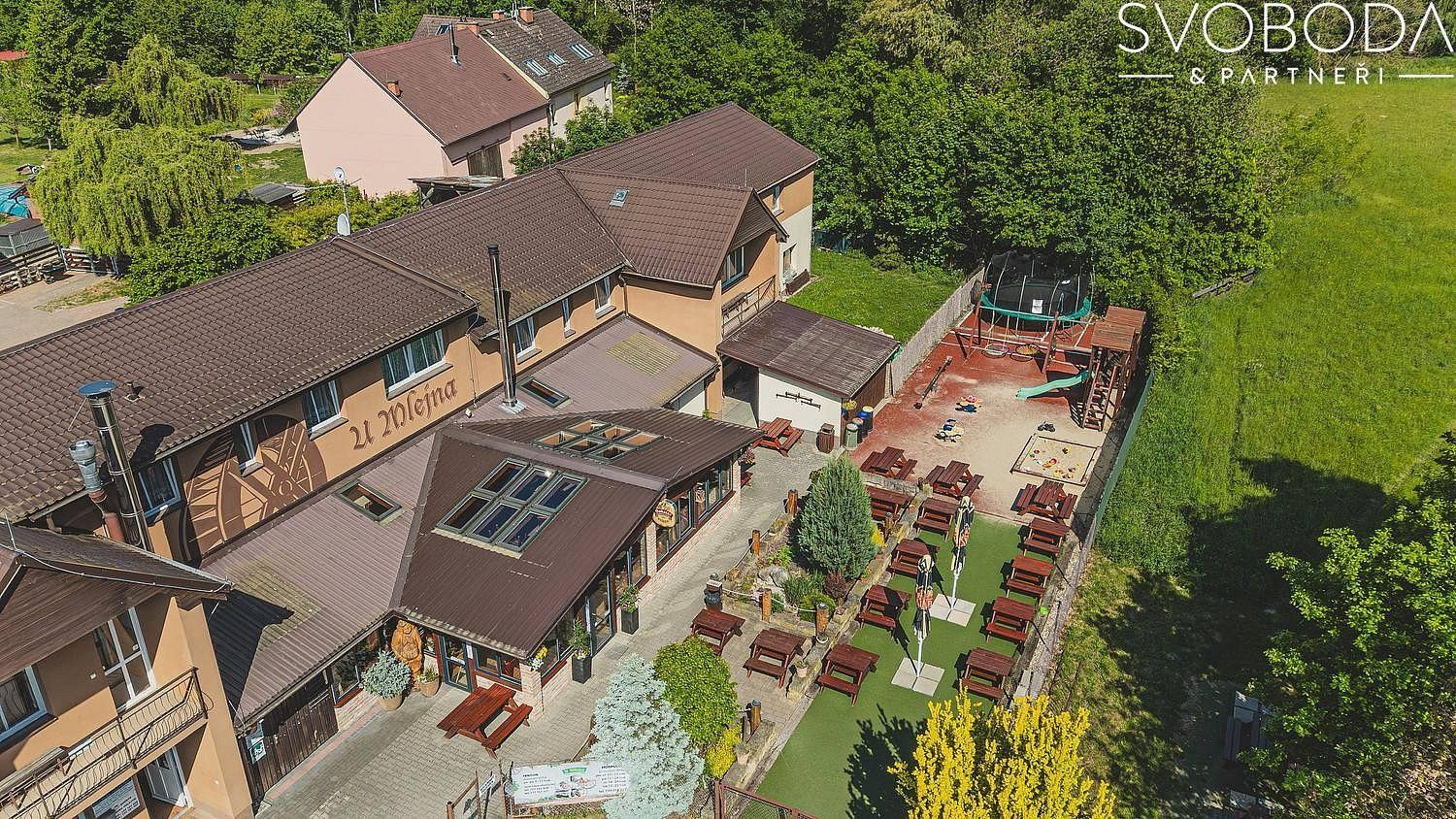Ubytovací zařízení · 915 m² · Hradec Králové - Malšovice, Královéhradecký kraj - 4