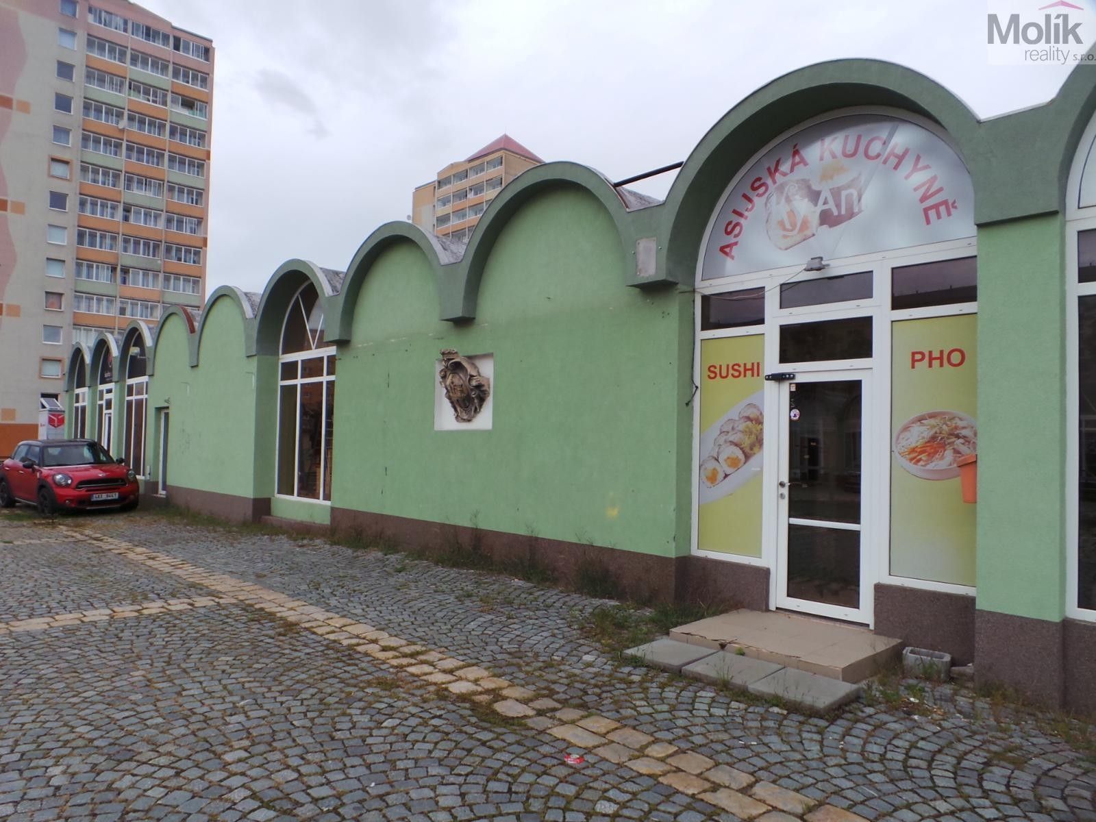 Restaurace, Víta Nejedlého, Most, 91 m²