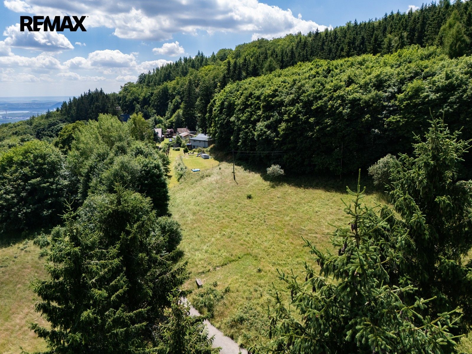 Pozemek pro bydlení, 938 m²