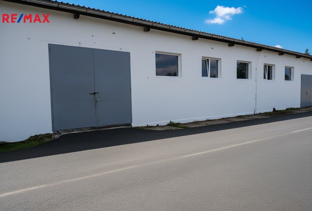 Pronájem komerční - U Sudárny, Hluboká nad Vltavou, 325 m²