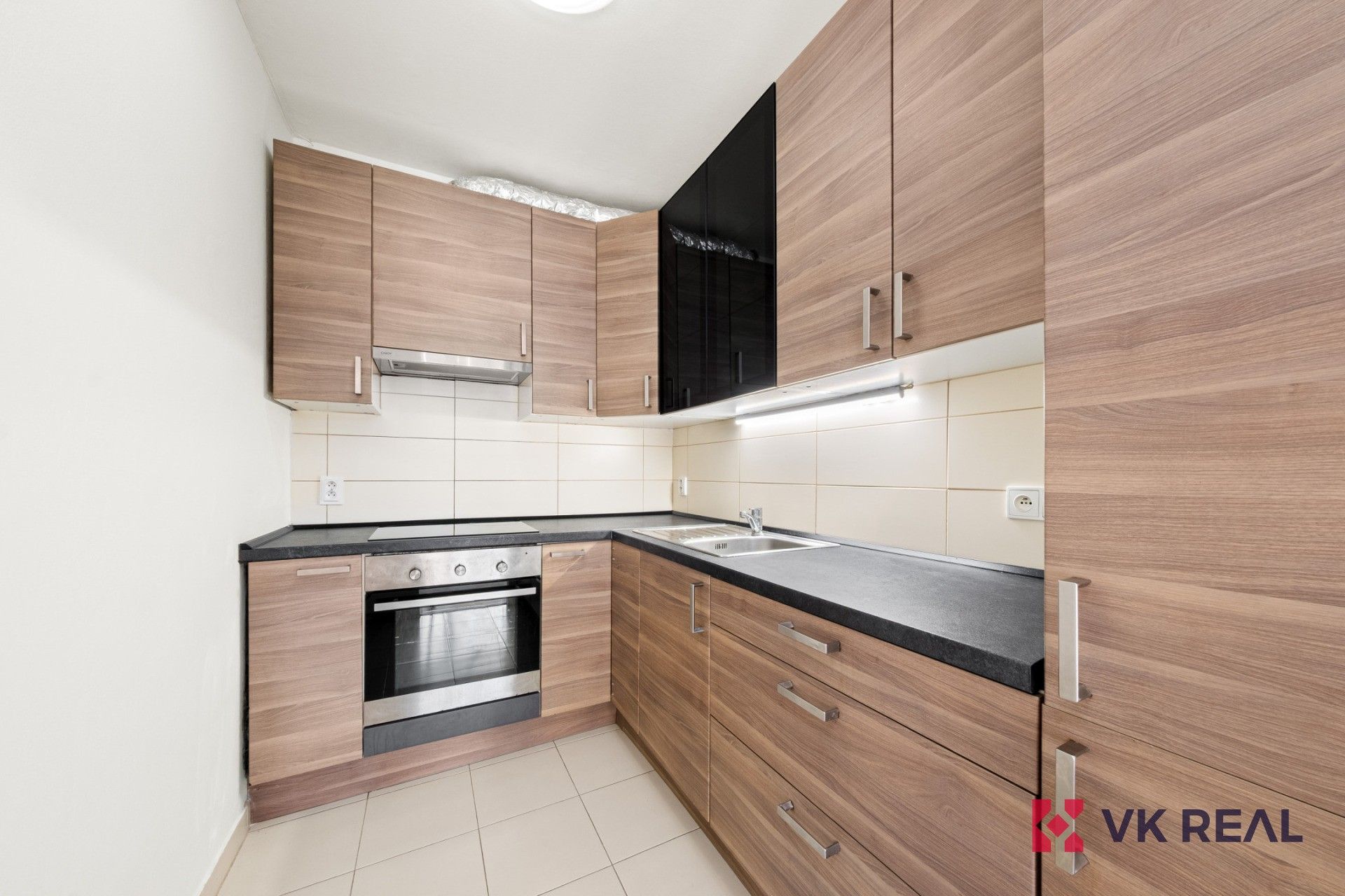 Byt 2+kk · 47 m² · Praha 8, Praha - 3