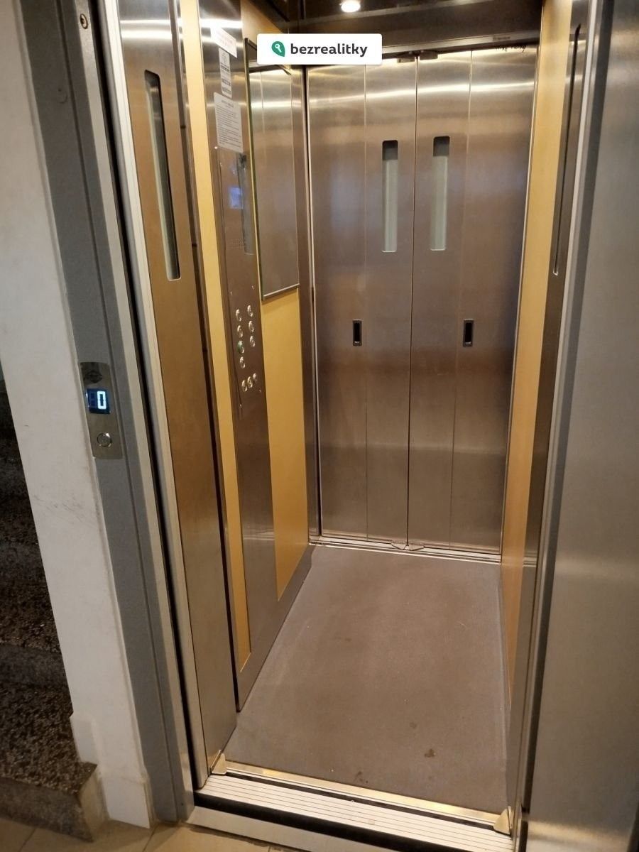 Prodej byt 3+1 - Alešova, Plzeň, 71 m²