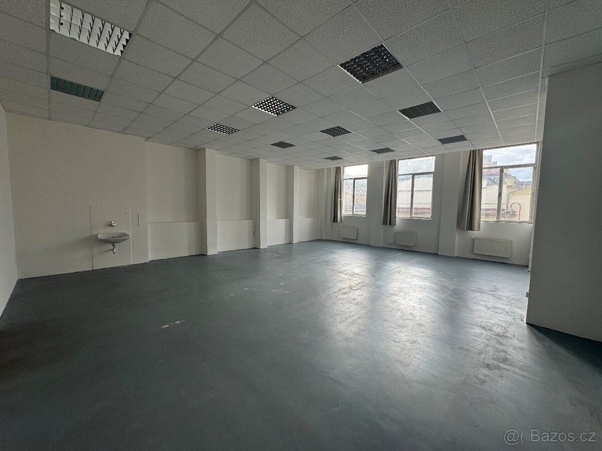 Pronájem kancelář - Praha, 170 00