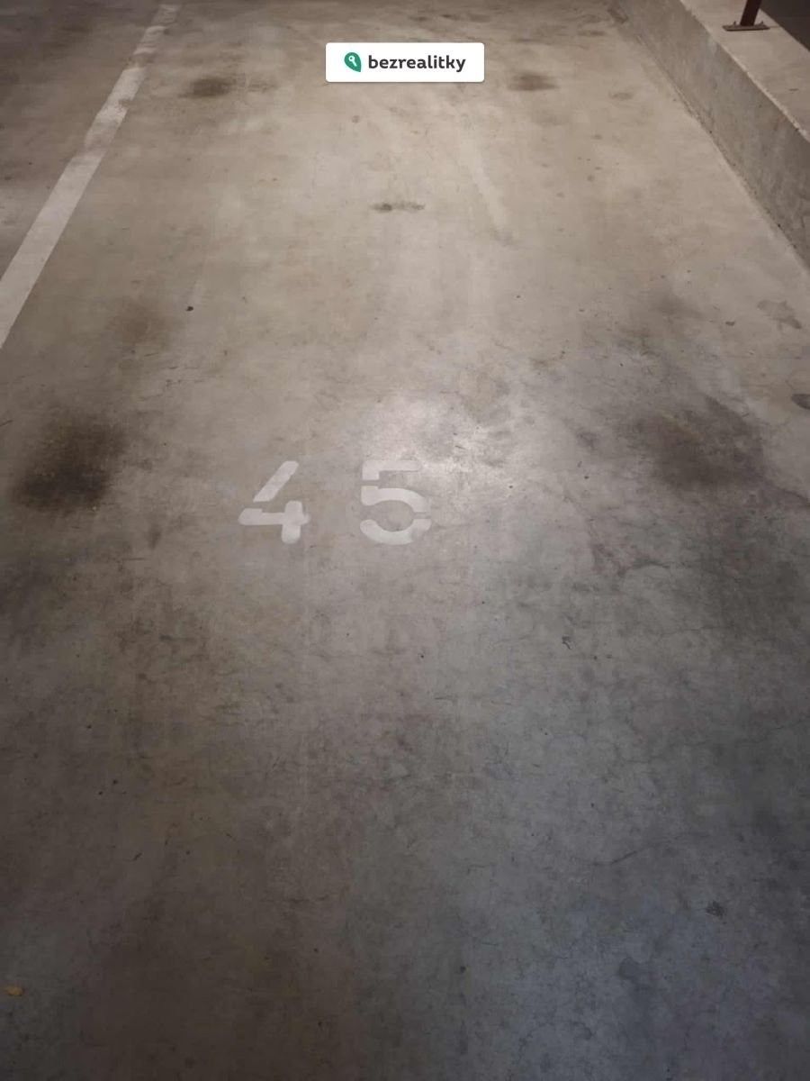 Prodej garáž - Janovská, Praha, 14 m²