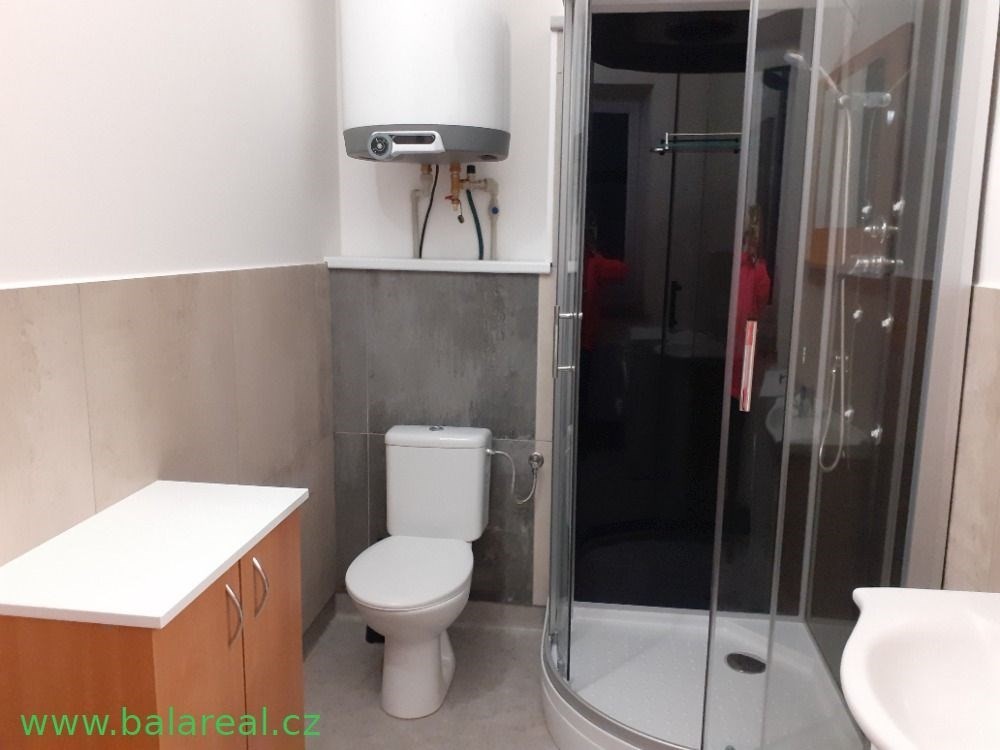 Pronájem byt 1+1 - Strážek, 43 m² - 5