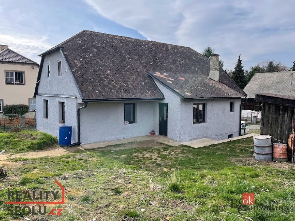 Prodej rodinný dům - Komárov u Hořovic, 267 62