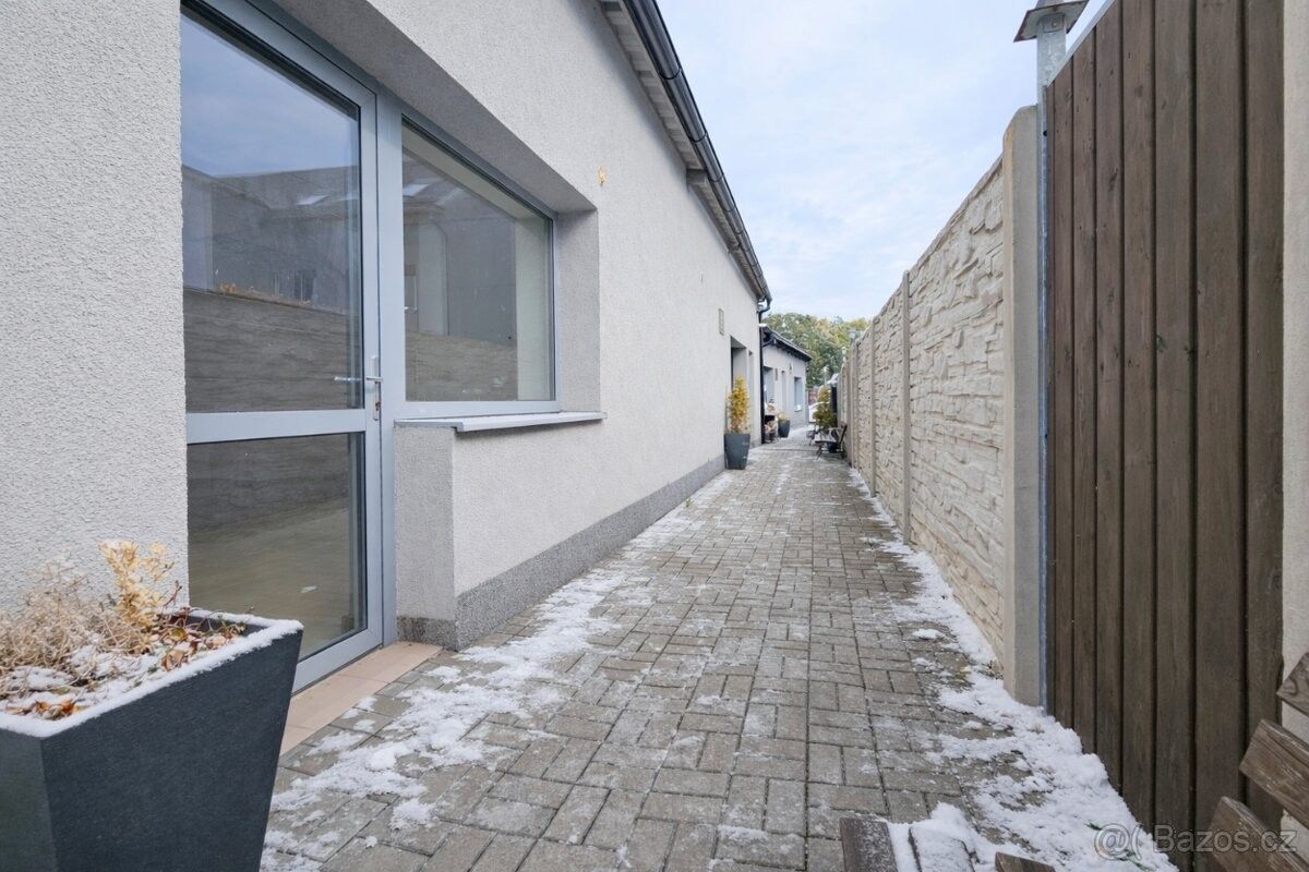 Kanceláře, Jirkov, 431 11