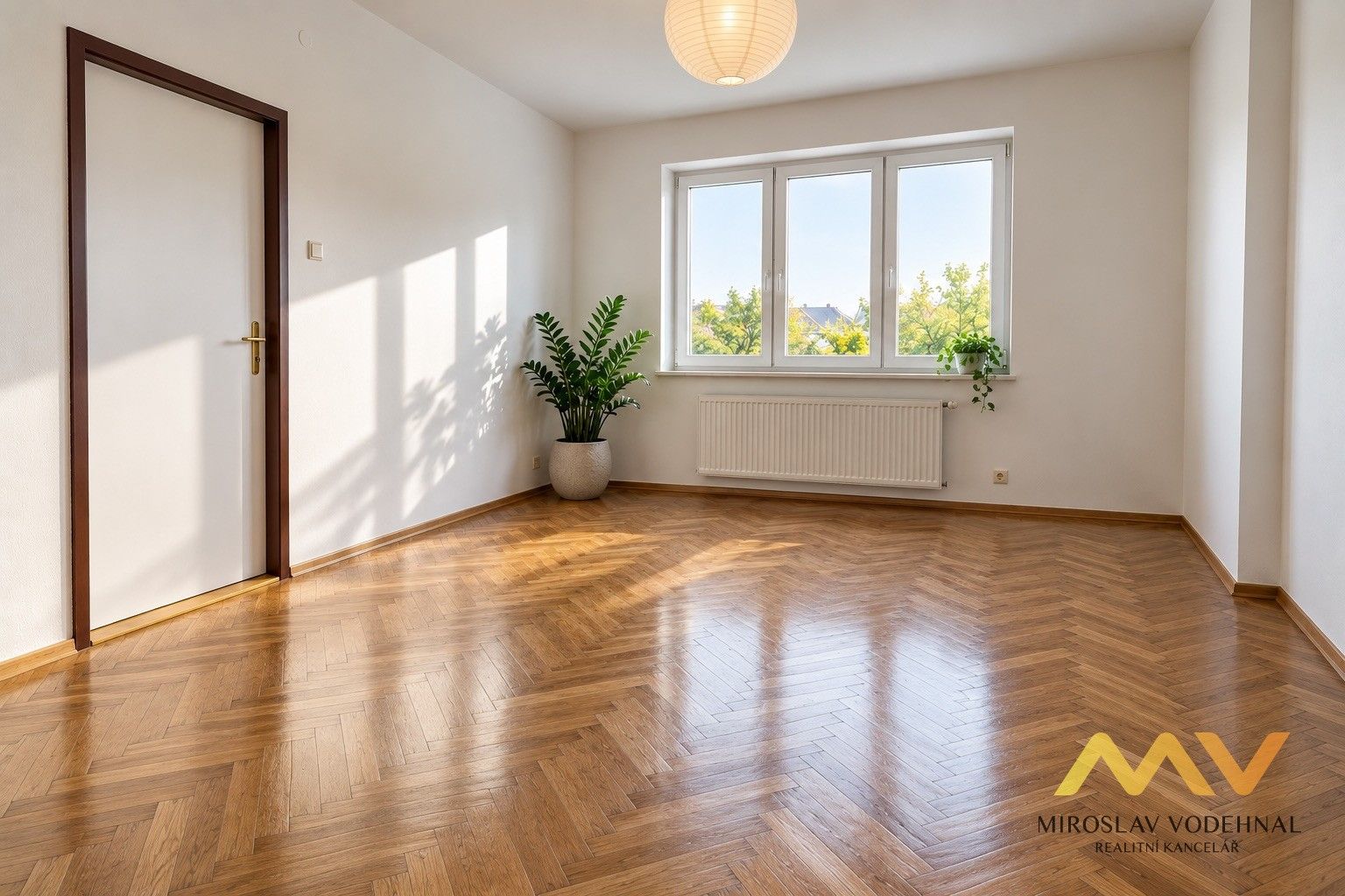 Byt 3+1 · 98 m² · náměstí 5. května, Hradec Králové - 3
