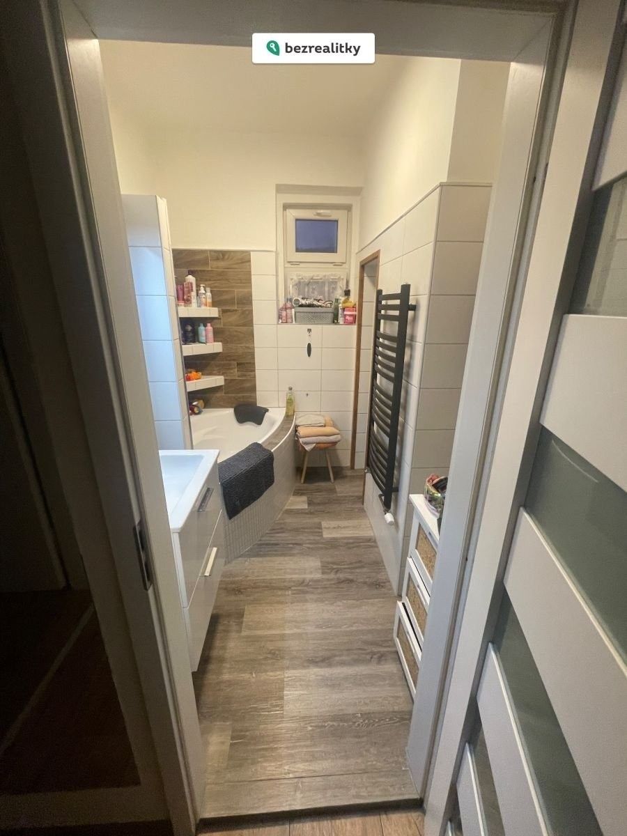 Prodej byt 3+1 - Poschoďová, Vyšší Brod, 96 m²