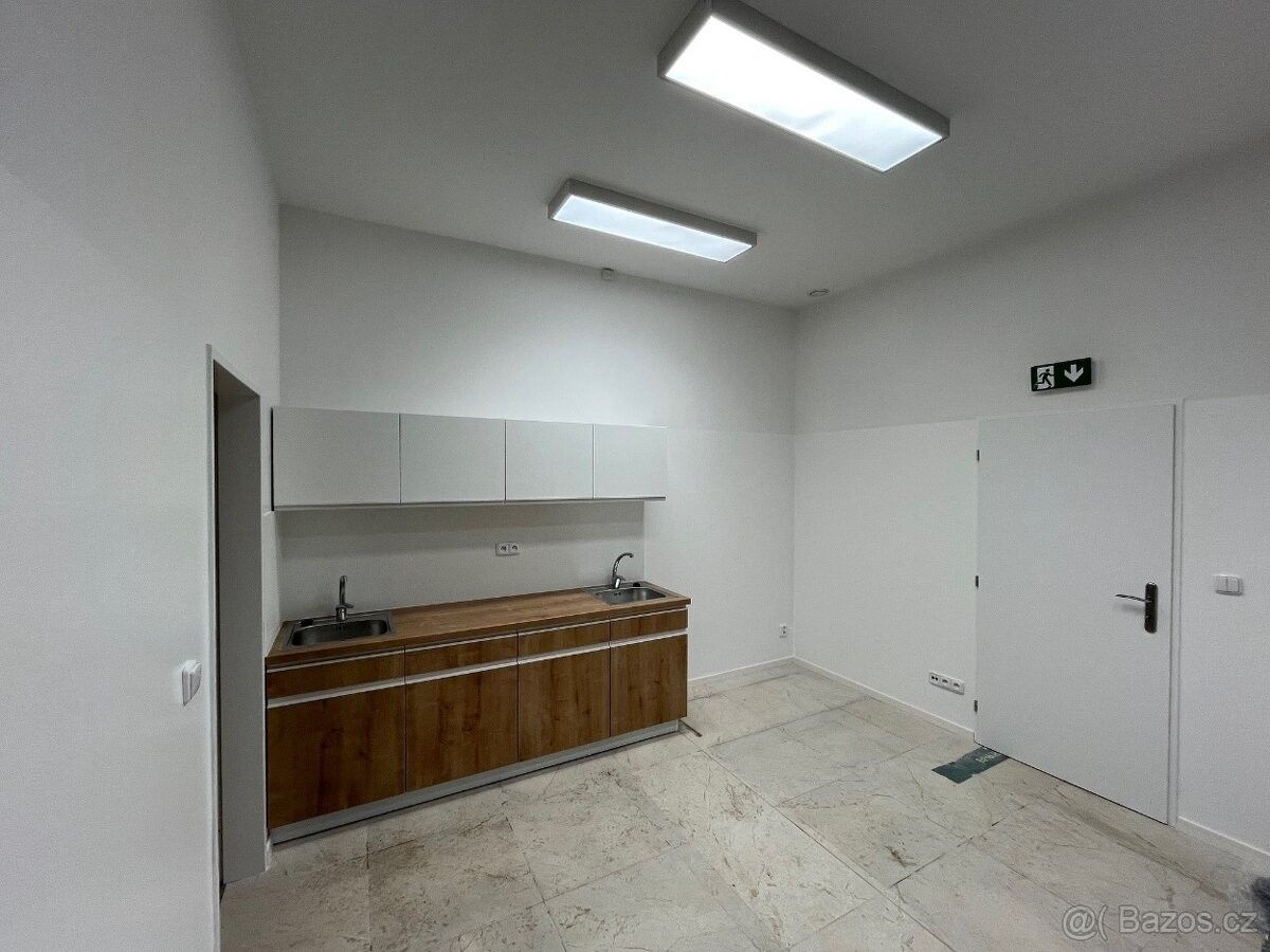 Ostatní, Hradec Králové, 500 02