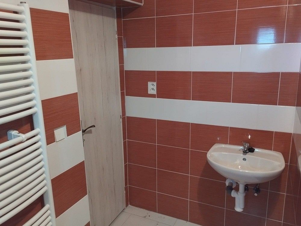 Prodej rodinný dům - Týnec nad Labem, okres Kolín, 230 m² - 5