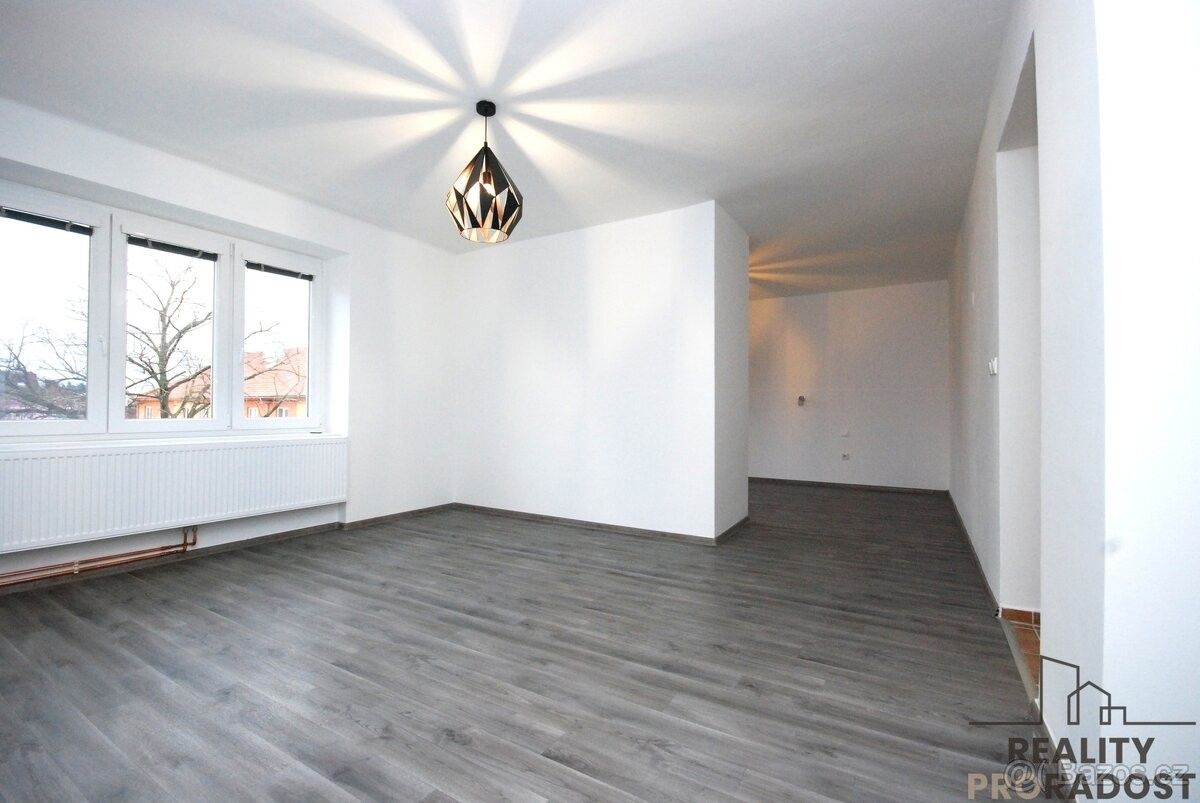 Pronájem byt - Dubňany, 696 03