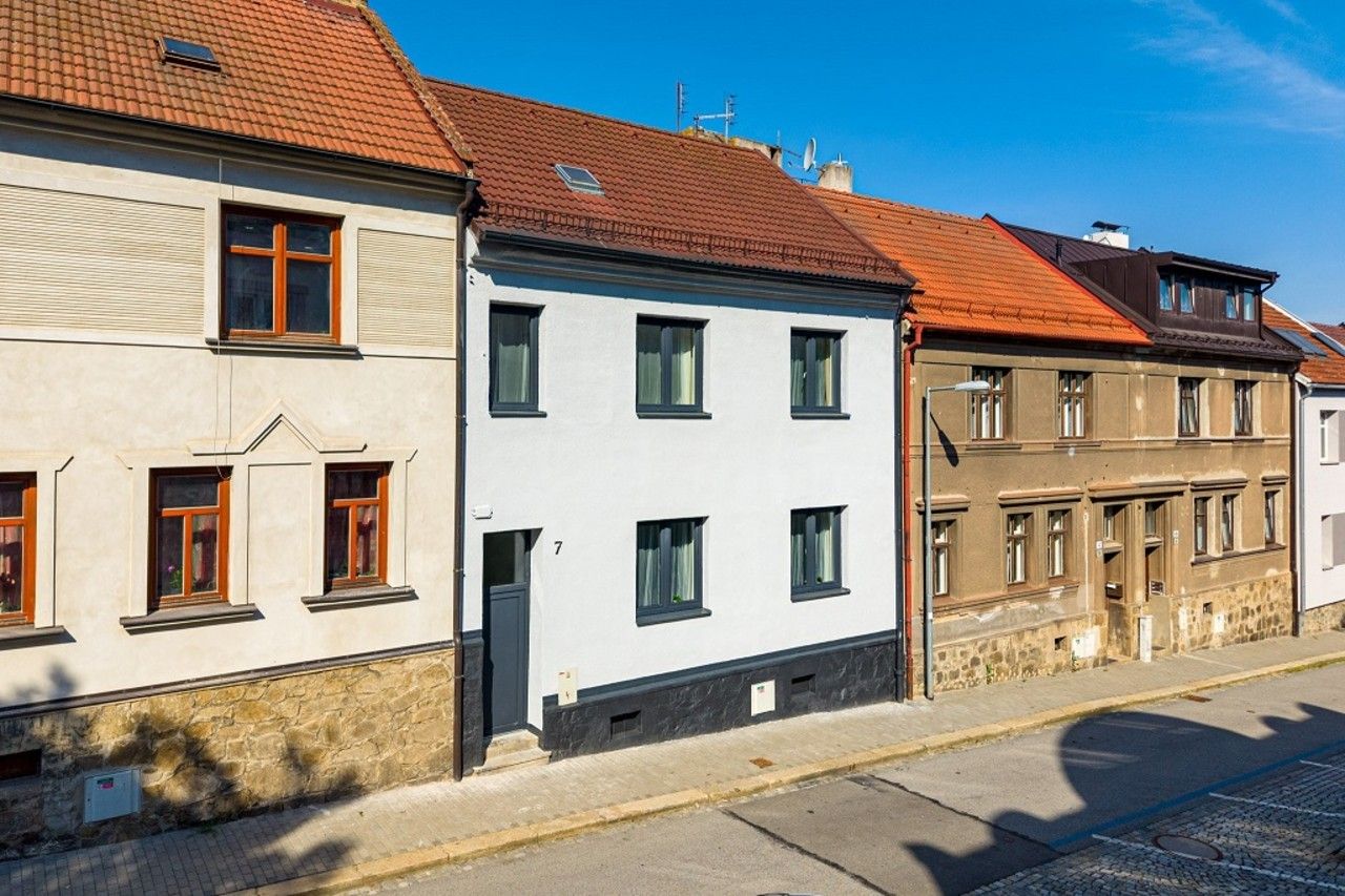 Rodinné domy, Úprkova, Jihlava, 296 m² - 1