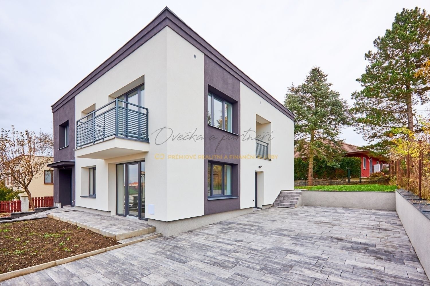 Rodinné domy, Na výhledu, Rudolfov, 180 m²