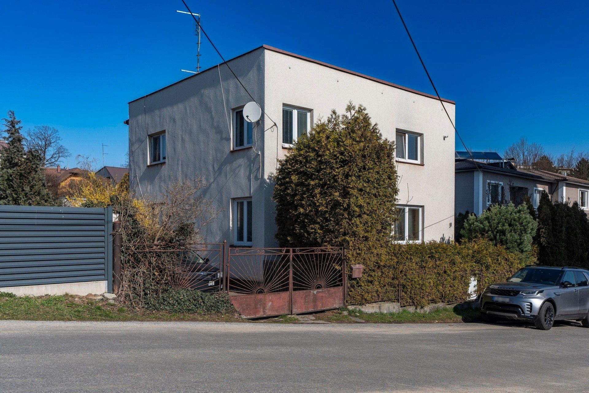 Rodinné domy, Nad Přejezdem, Jihlava, 305 m² - 1