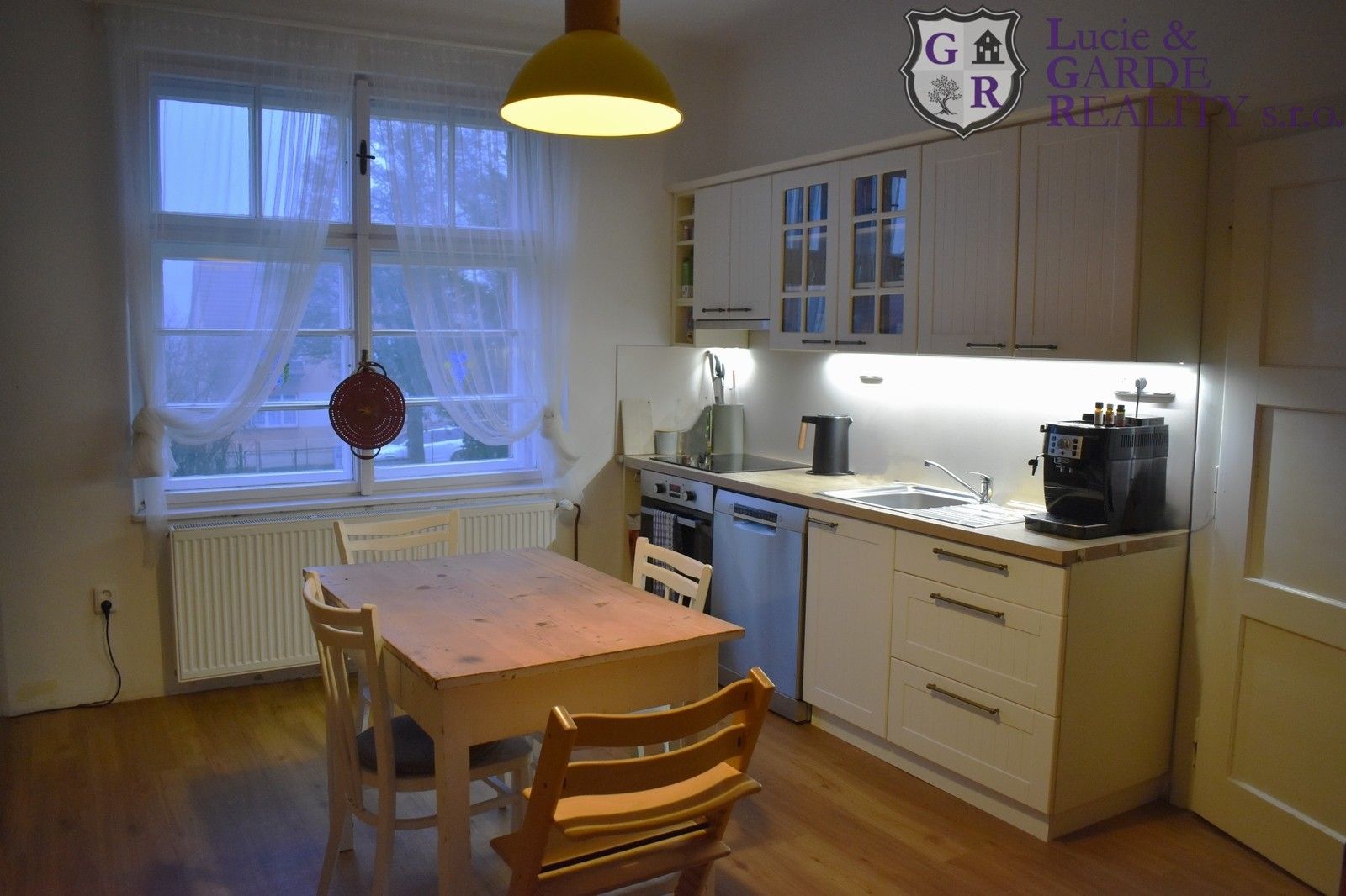 Rodinné domy, Šafaříkova, Sezimovo Ústí, 144 m²