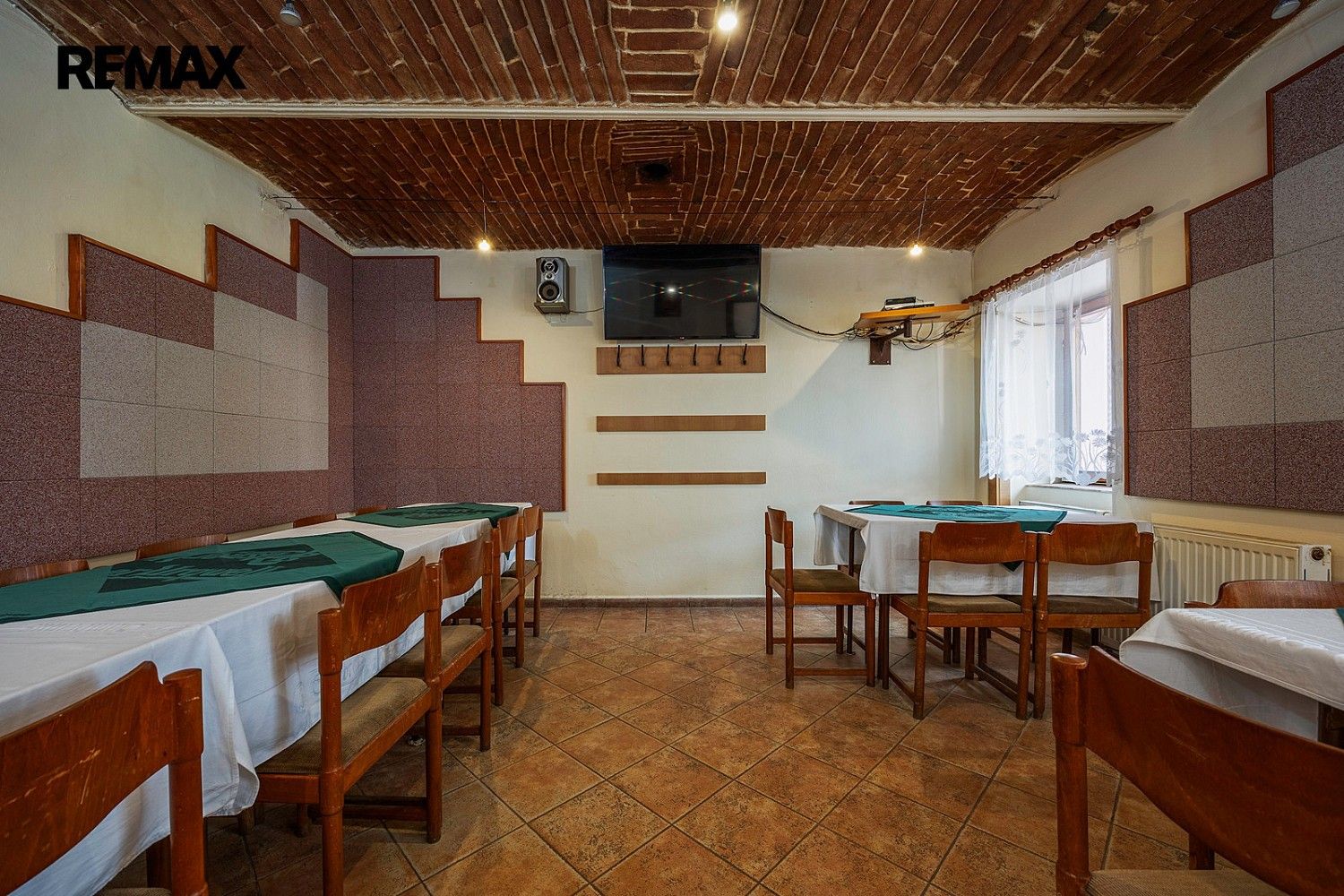 Restaurace, Nová Včelnice, okres Jindřichův Hradec, Jihočeský kraj, 95 m² - 2