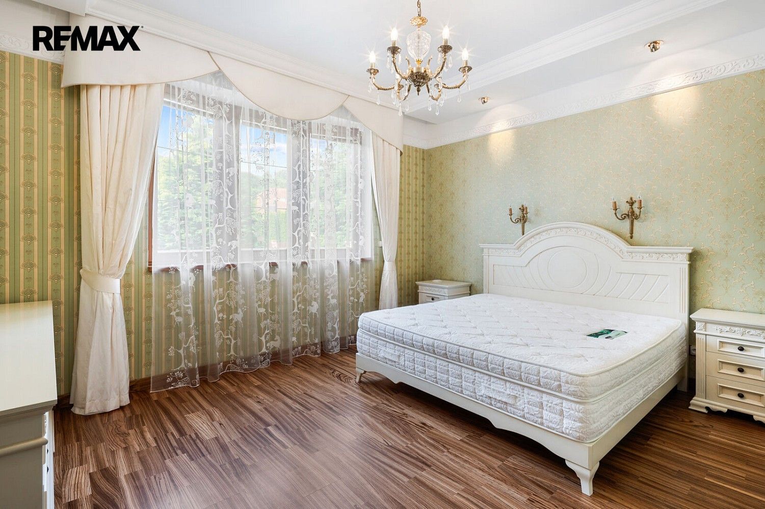 Rodinný dům · 435 m² · Jenišov - Pod Rohem, okres Karlovy Vary, Karlovarský kraj - 3