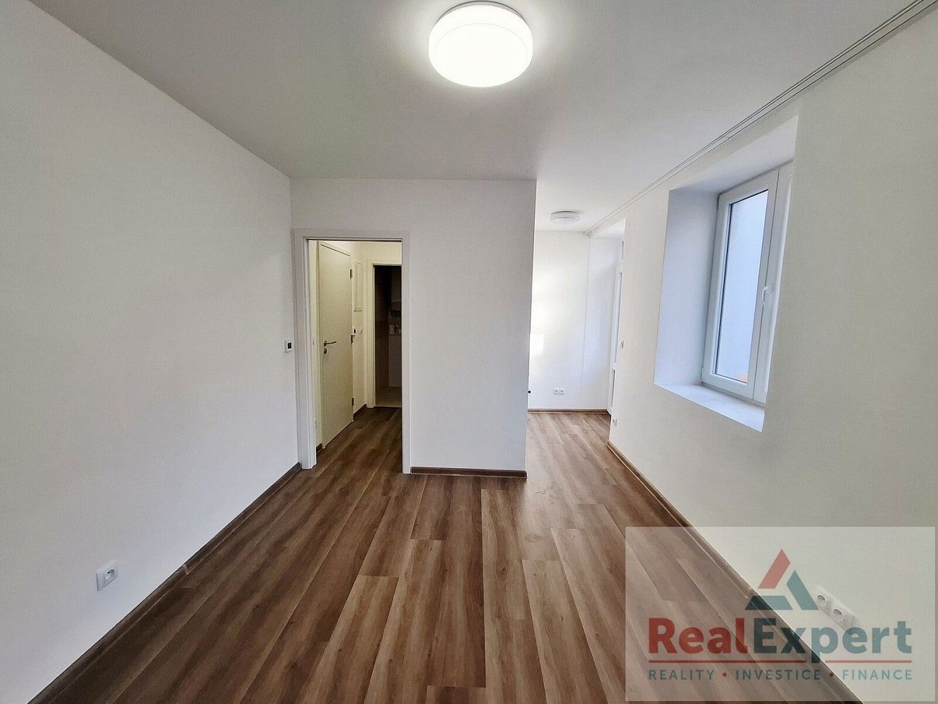 1+kk, Máchova, Praha 2 - Vinohrady, 20 m² - 1