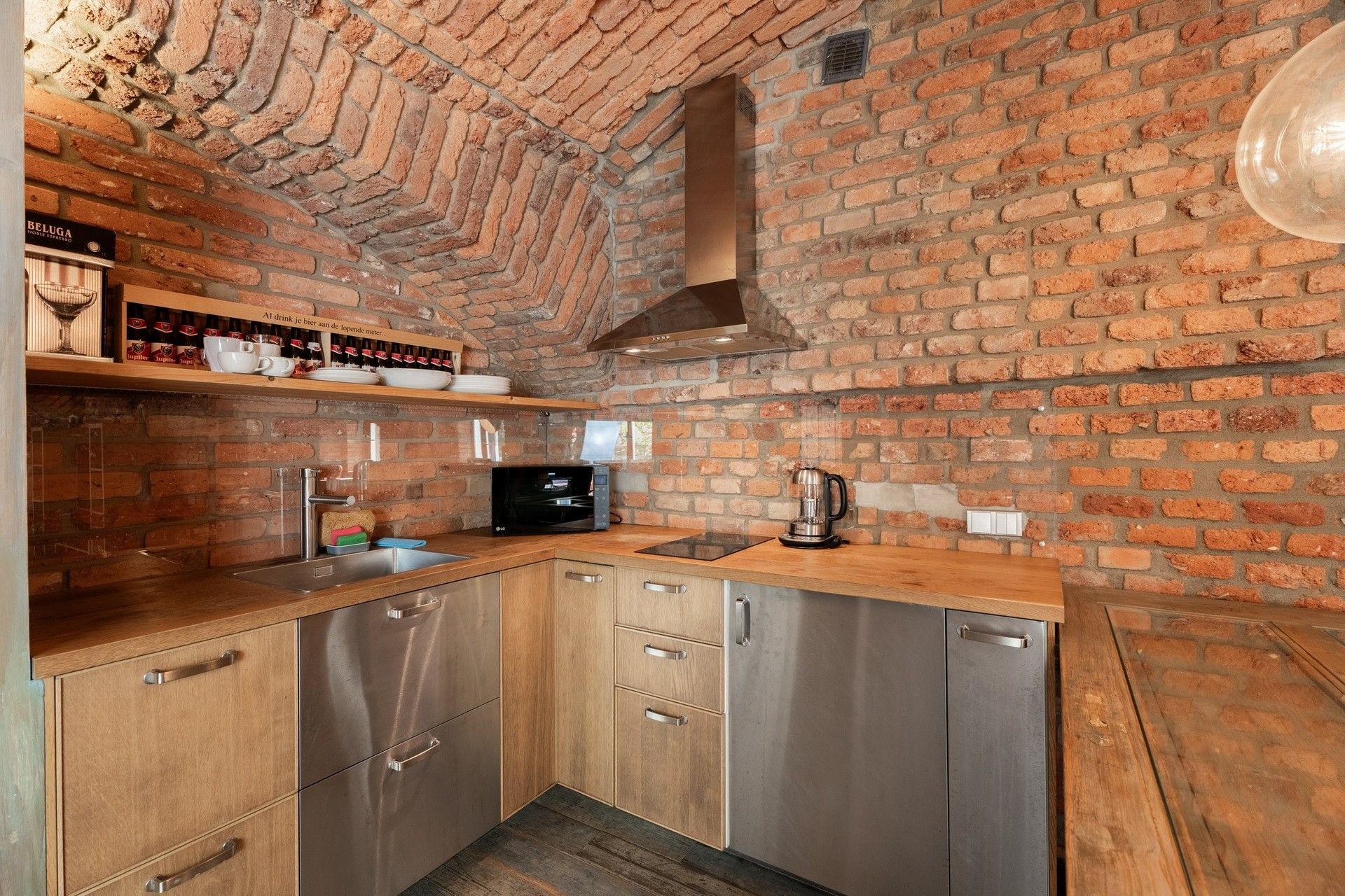 Restaurace · 50 m² · Lipanská, Praha - 3