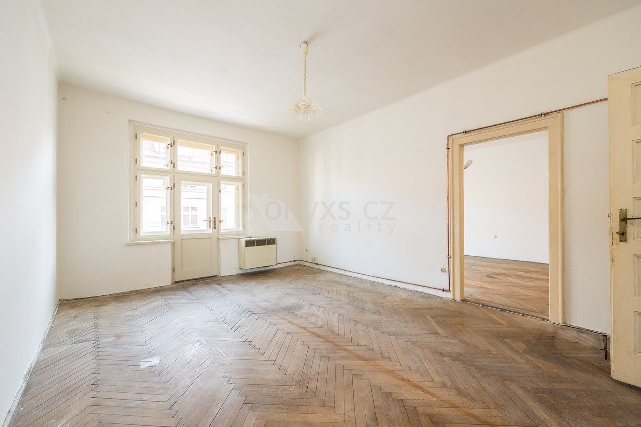 3+kk, Kyjevská, Praha, 87 m²