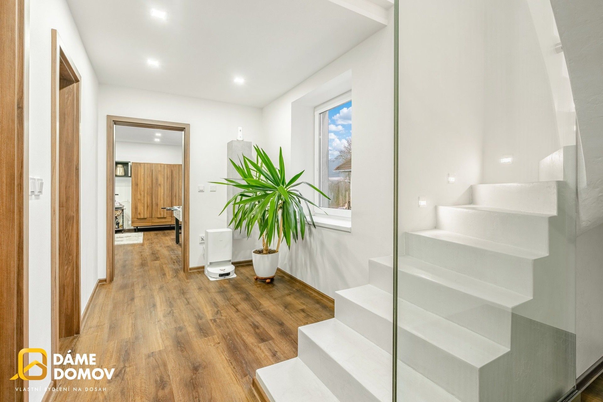 Prodej rodinný dům - Suchov, 308 m² - 2