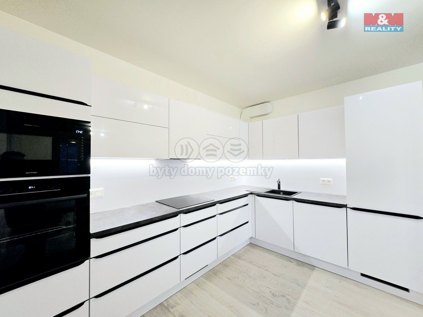 Prodej byt 3+kk - Sedlářova, Praha, 73 m²