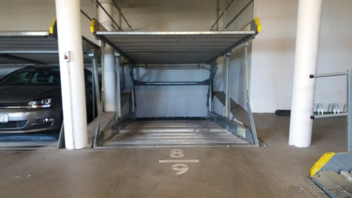 Pronájem garáž - Praha, 180 00