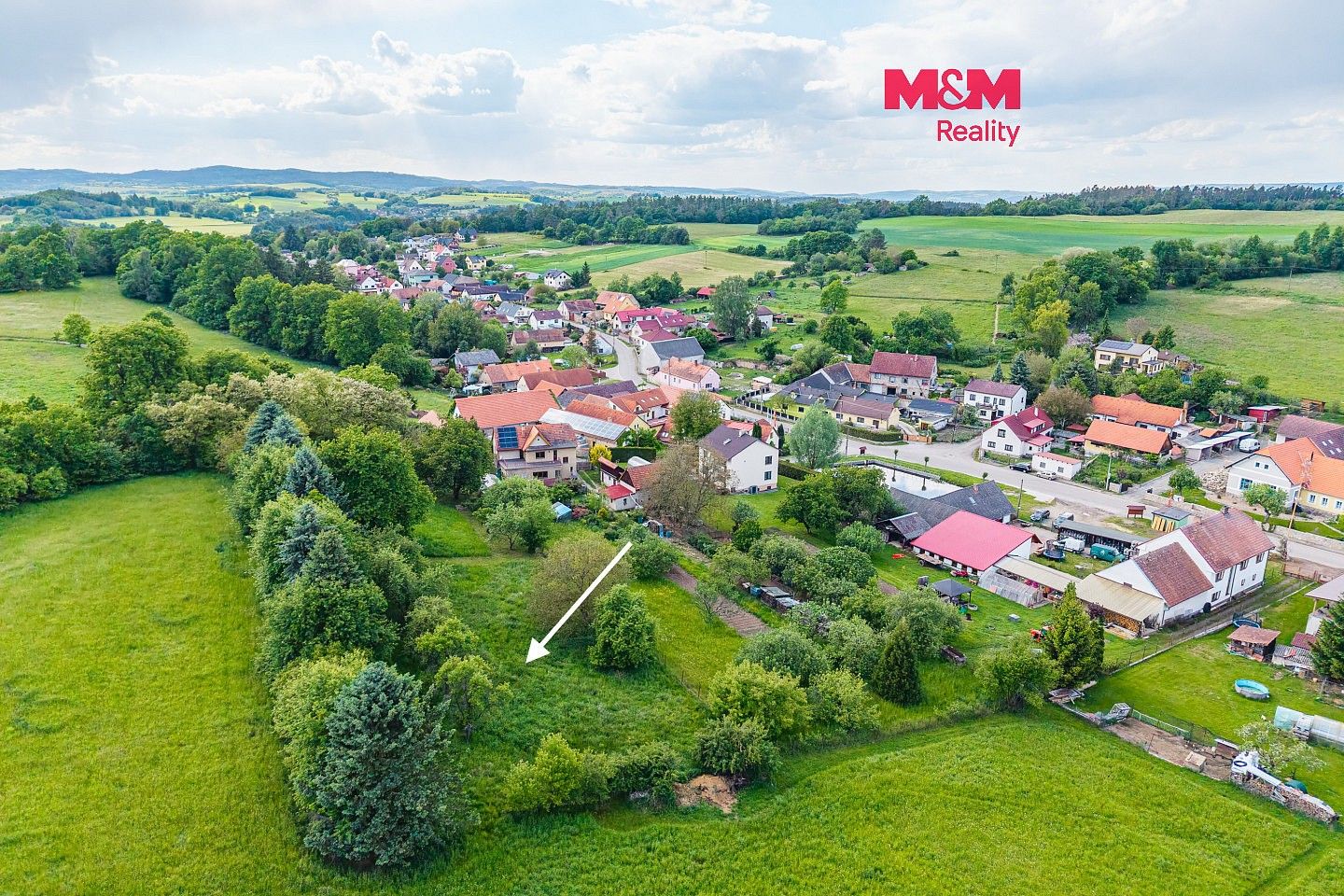 Pozemek pro bydlení, 1 693 m²