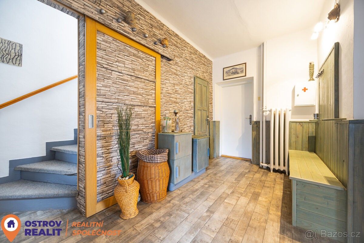 Rodinné domy, Šumperk, 787 01