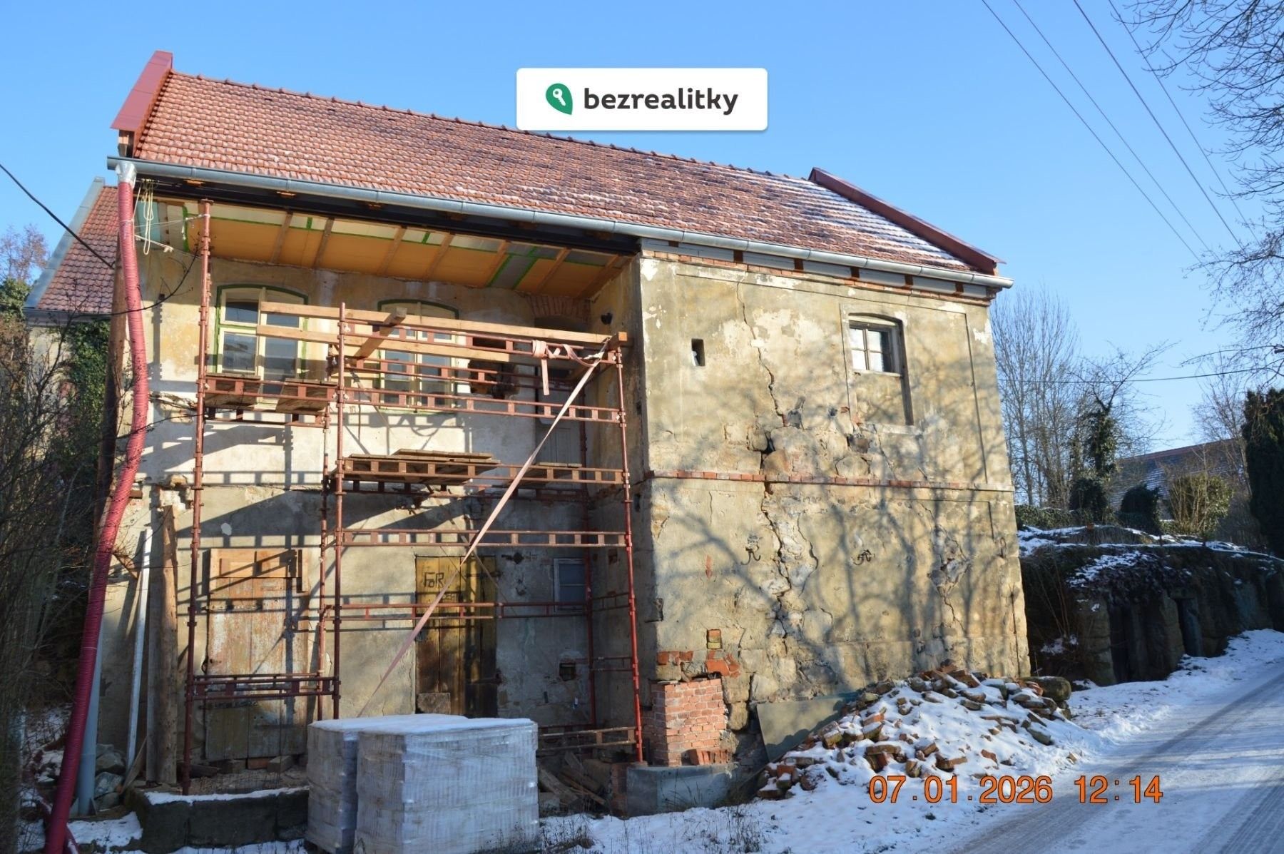 Prodej rodinný dům - Sezímky, Kravaře, 100 m²