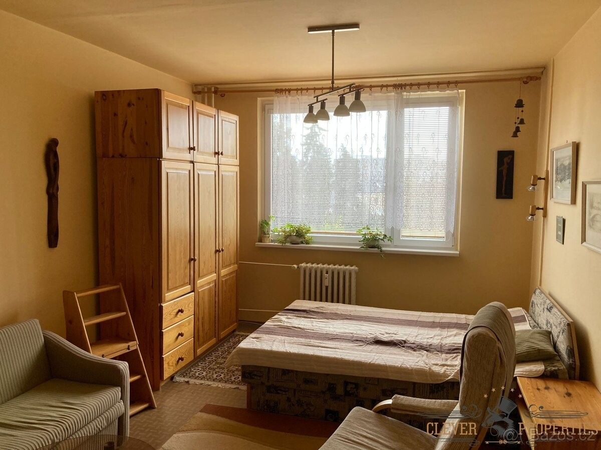 Byty, Hradec Králové, 500 12