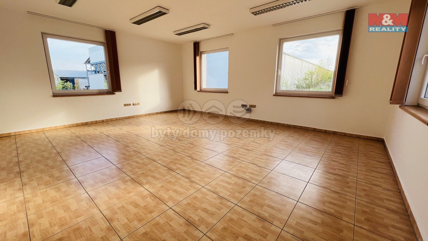 Prodej obchodní prostory - Třída Čs. armády, Veselí nad Lužnicí, 4 001 m² - 5