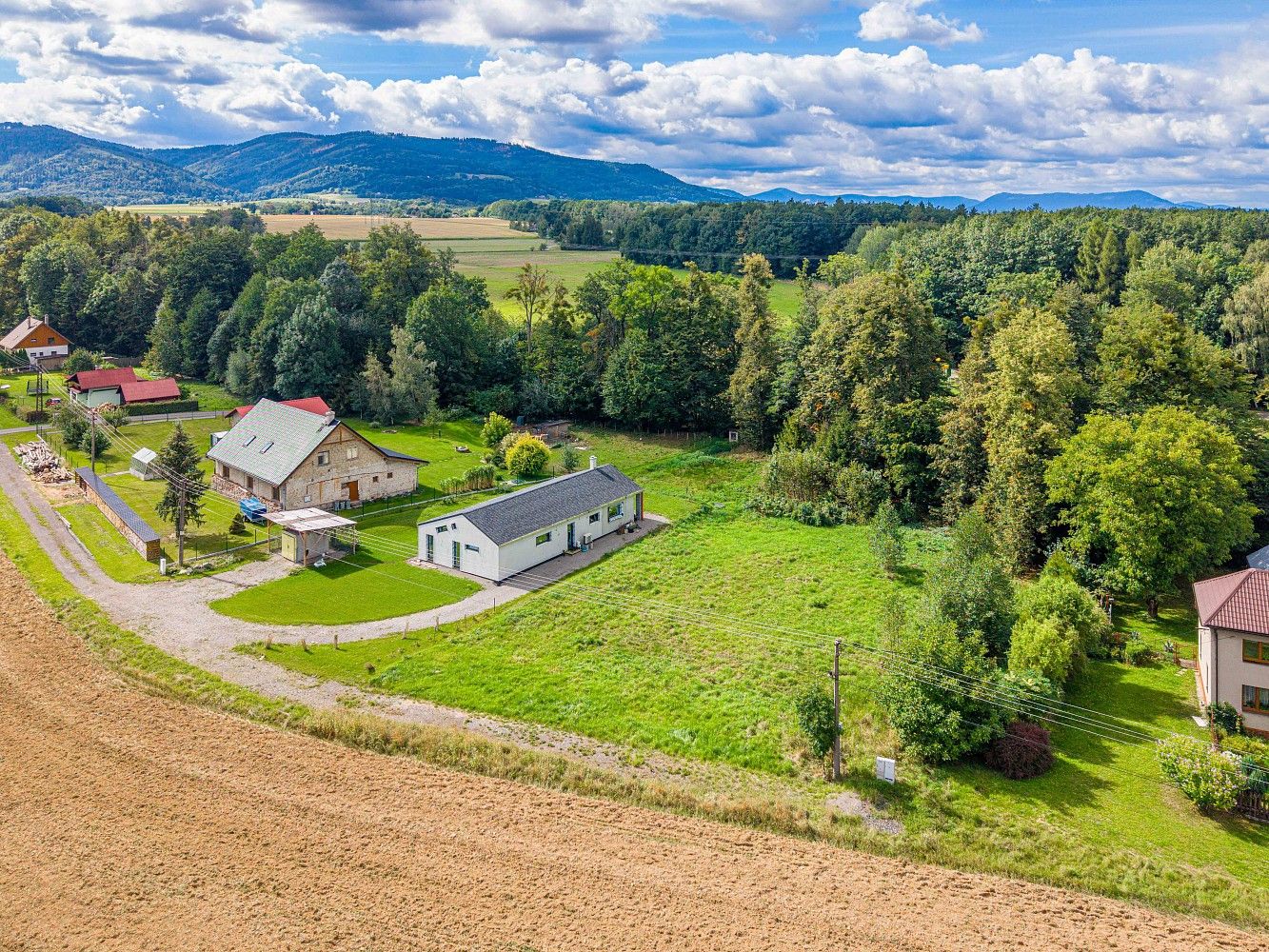 Pozemky pro bydlení, Horní Tošanovice, okres Frýdek-Místek, Moravskoslezský kraj - 1